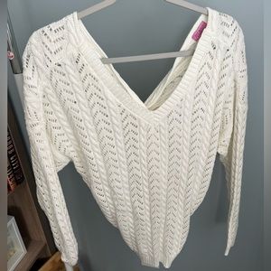 White sweater, (Miami for Francesca’s), Size Small
